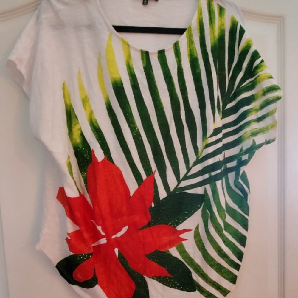 CHAUS SUMMER CASUAL TOP... BEACHY!